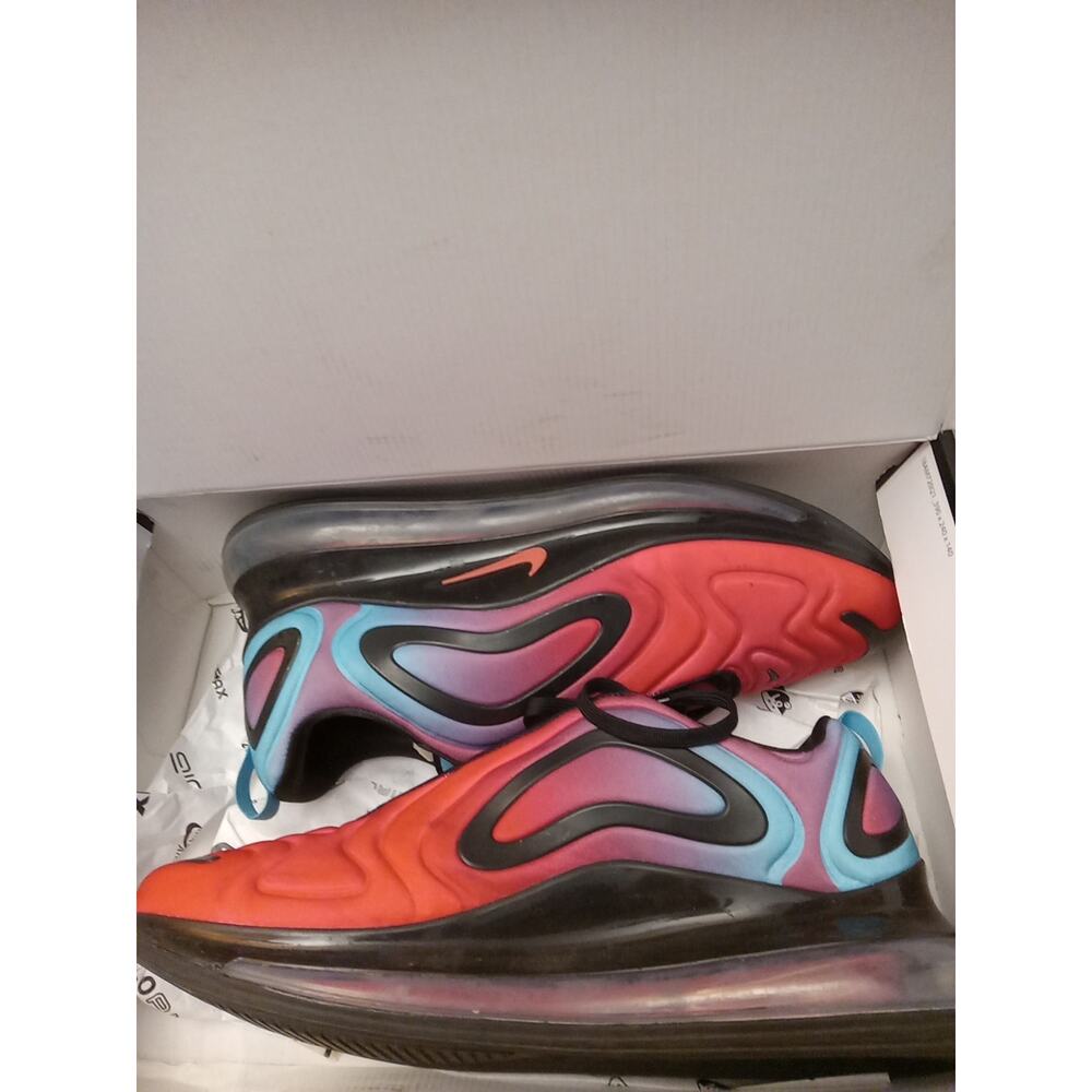 Nike Men's Size 14 Air Max 720 University Red Blue Fury. CJ 0766 600 Athletic